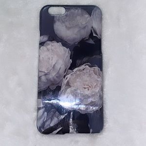 Grey roses iPhone 6 case